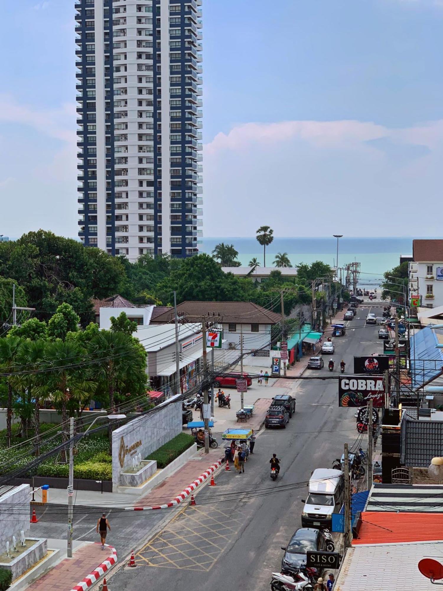 4 Palms Hotel Pratumanak Pattaya Exteriör bild